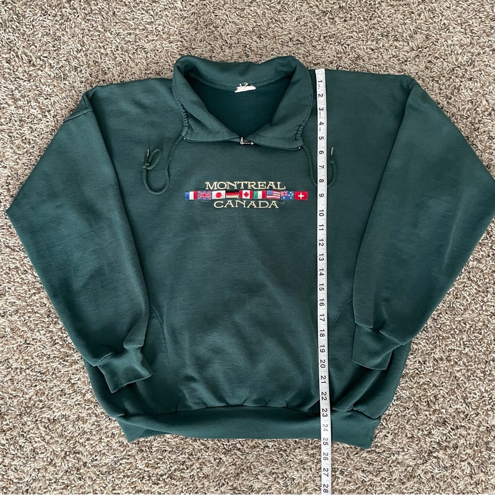 Canada Pullover - image 3